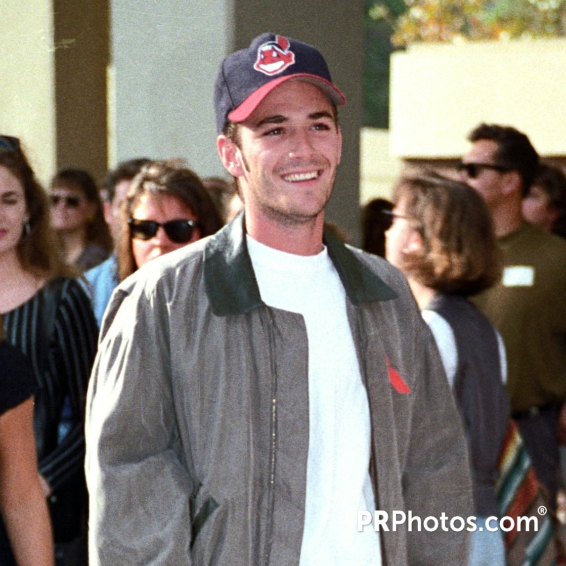 prphotos's tweet photo. Luke Perry, of '90210' fame, dead at age 52. RIP Luke. Gone too soon. https://t.co/GHVRONbVCG