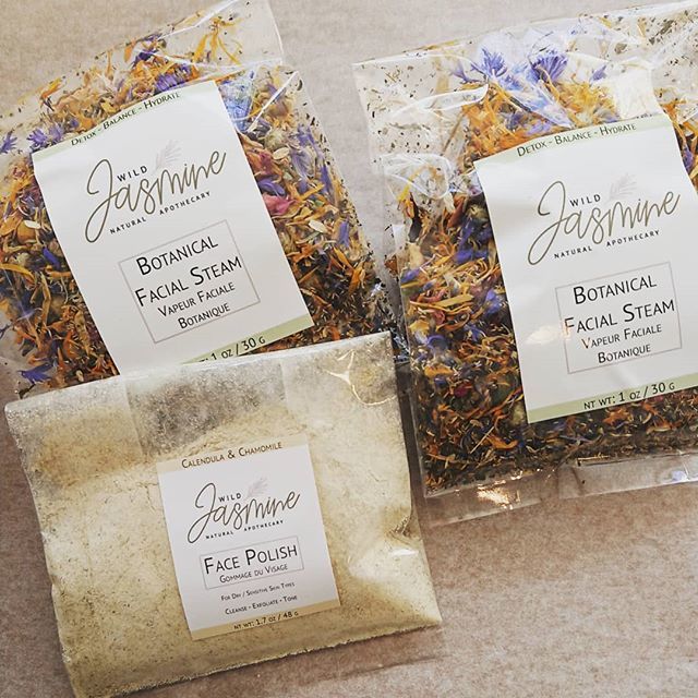 abbeylanefarm's tweet photo. 🌎 A few of our refillable products, packaged in compostable bags 🌎 .
.
.
. .
#greenbeauty #naturalskincare #reusable #refillable #refill #bulkrefill #zerowaste  #sustainable #sustainablepackaging #ecopackaging #greenproduct #facialcare #ecobeauty #ma… https://t.co/goeA45Fcki https://t.co/Y9ufwtsla5