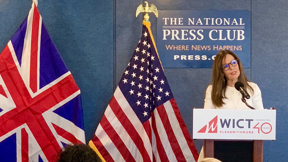 Celebrating with @brennan_mar and our <a href="/wicthq/">The WICT Network</a> colleagues at <a href="/PressClubDC/">National Press Club</a> on the launch of their seminal #publicservice initiative honoring the role of women in our #cable industry! #cablediversity #womenshistorymonth #cablesfinest #joinus #InternationalWomensDay2019