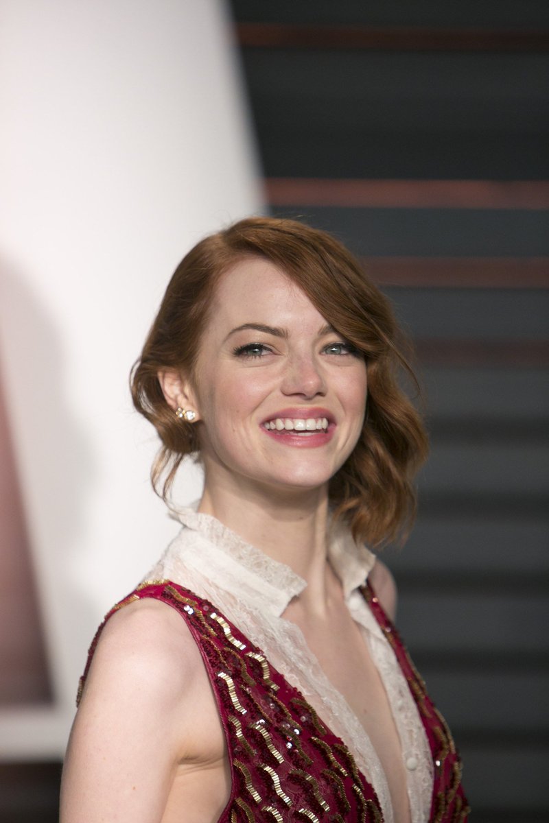 emma_stone_com's tweet image. #ADDS +30UHQ #EmmaStone at the #Oscars2015 Afterparty emma-stone.org/photos/thumbna…