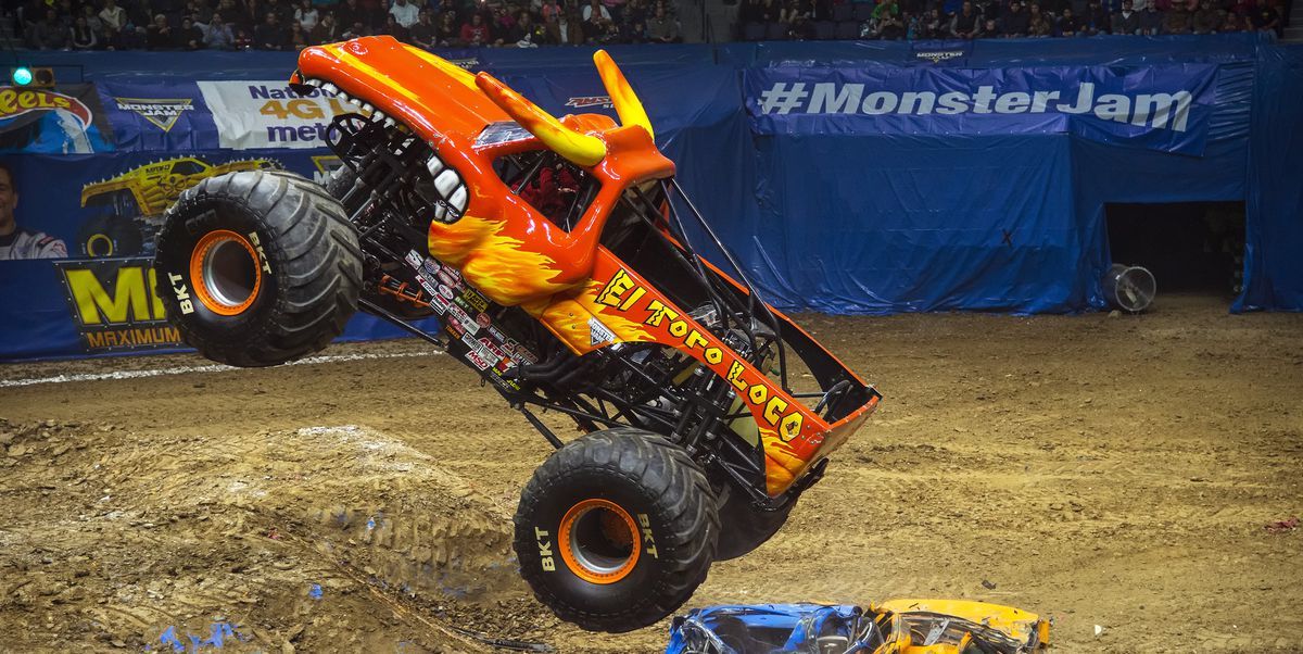 The insane antics of Monster Jam, we can't (and don't wanna!) look away! buff.ly/2C6xtD1