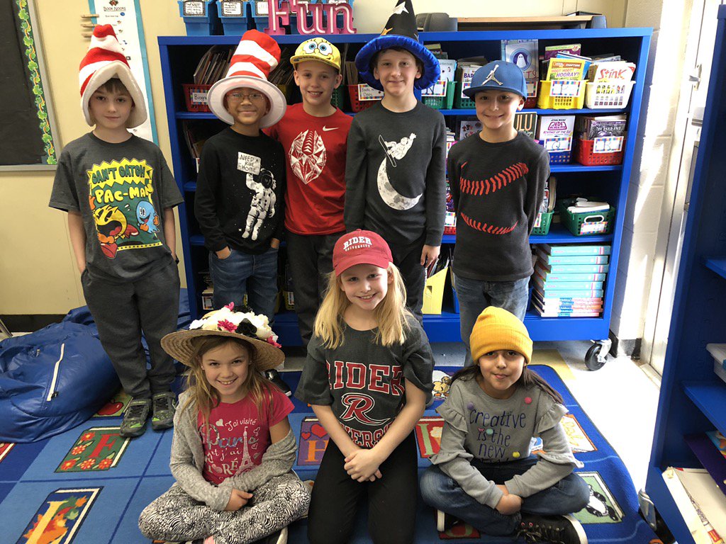 Mrs_A_Wayne's tweet photo. Celebrating #readacrossamerica with #hats 

Tomorrow we wear GREEN 💚 https://t.co/gX37trBktj