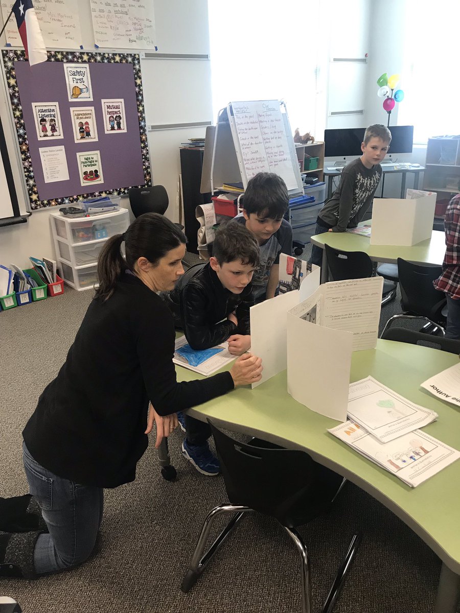 Camacho_Elem's tweet photo. 2nd grade had their Journey to A New Land PBL presentations today! Mrs. Fleming and Ms. Honea were judges, and love that we had so many parents who came to watch!  #camachoSTEM #PBL https://t.co/lApptSrScz