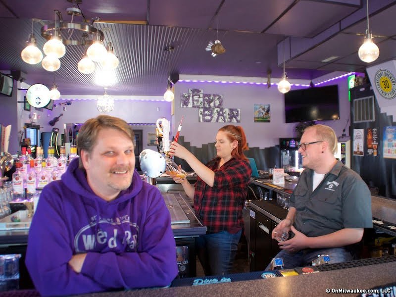onmilwaukee's tweet photo. Werd Bar provides an uber, weird space @werdbar #werdbar #barmonth #barmonthmke https://t.co/6bQYYoteSg https://t.co/8wdeKFVAdx