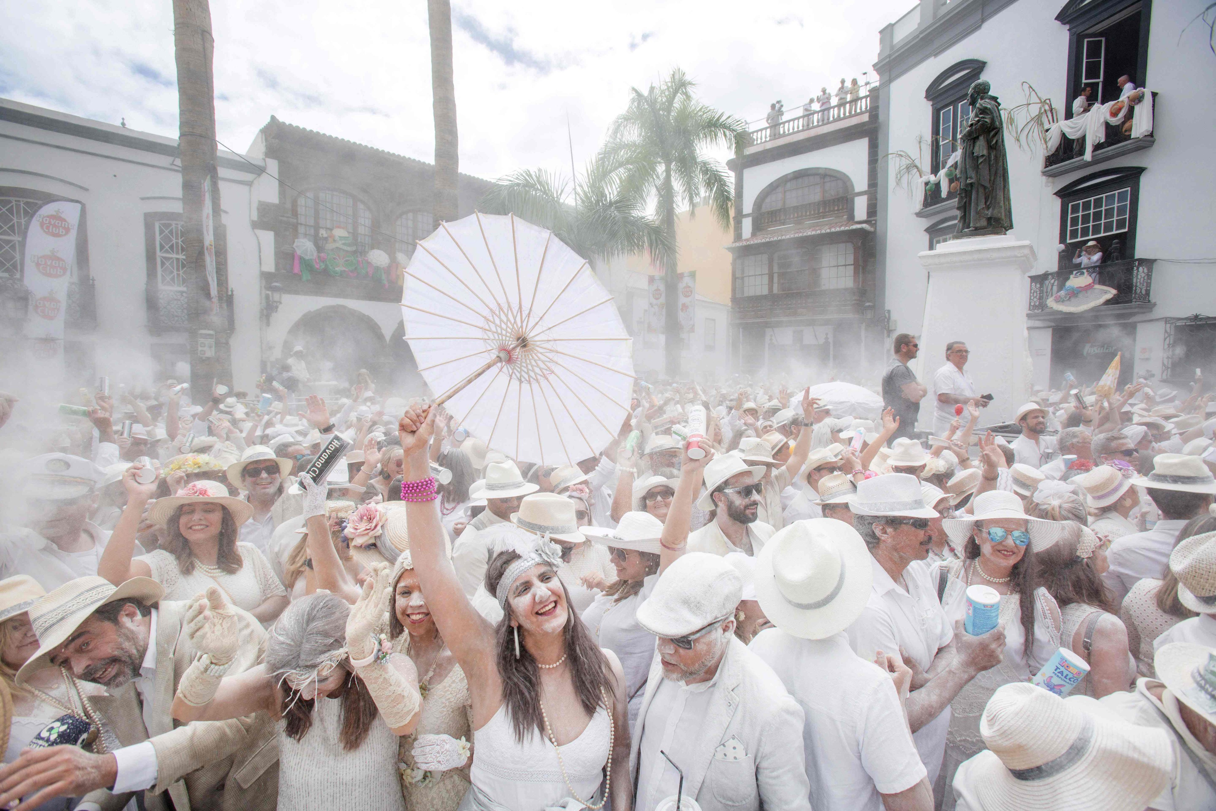 The Los Indianos Carnival