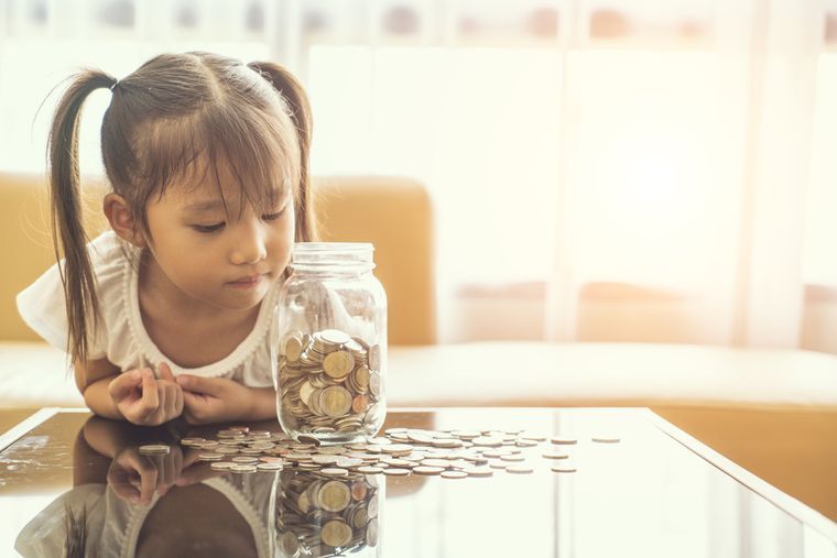 sharonbially's tweet photo. The cost of raising kids is high — and on the rise, writes our client @TonySteuer in @mic:
https://t.co/63RIxVNo5L
#personalfinance #family #parenting https://t.co/2mm13MDYVf