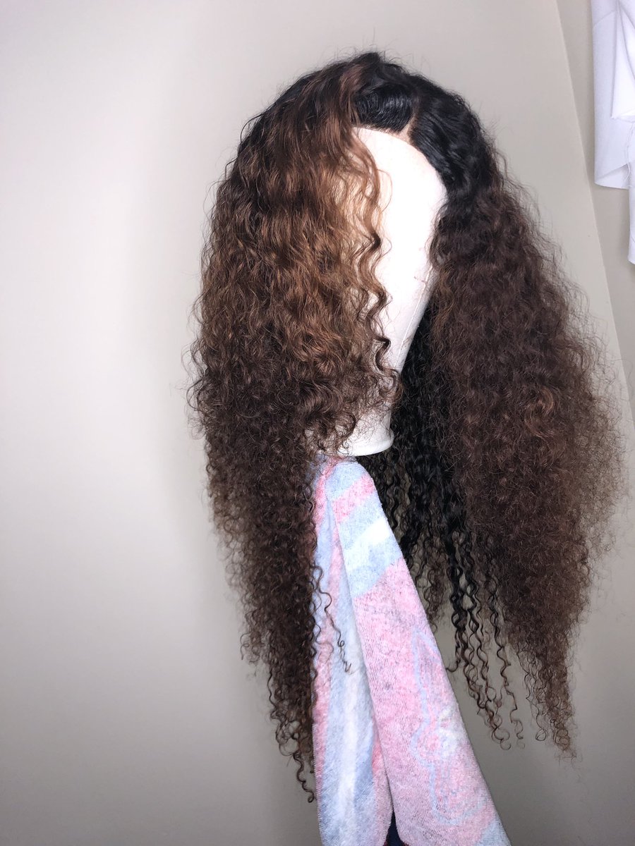 napturallyNae's tweet photo. ✨CLIENT SPECIAL! ✨ 

Before &amp; After Affect: 22,24,26 inch kinky curly hair transitioned from Jet Black to the colors: Dark Brown and Golden Blonde. This wig is not for sale, it is for a client. Serious Inquires Only: if you’d like a wig please send me a DM !!😊🥰💛 https://t.co/SEG9R2CW02