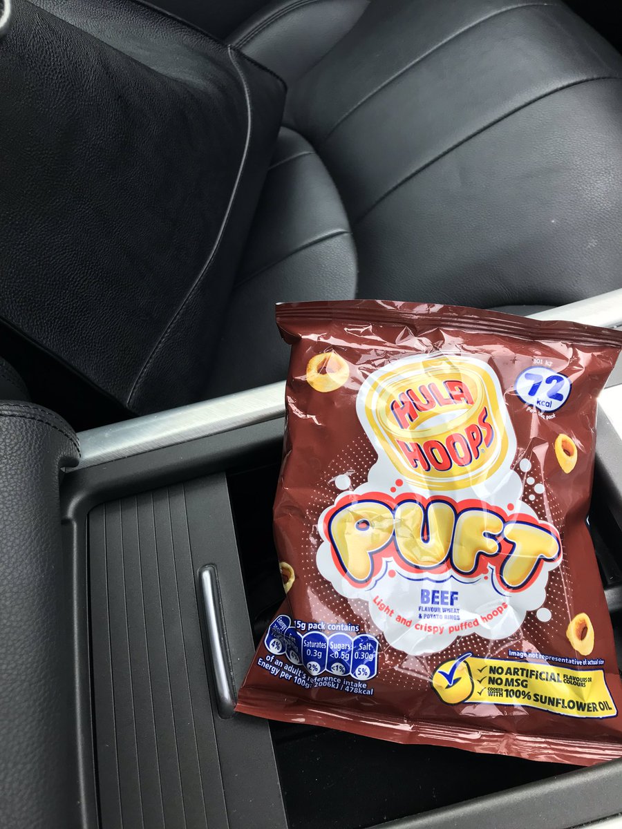 When you are driving home from work and starving then find a yummy pack of low calorie hula hoop pufts to save the day 😋 #AD #HulaHoopPufts #hulahoopspuftt2m #talktomumsuk
