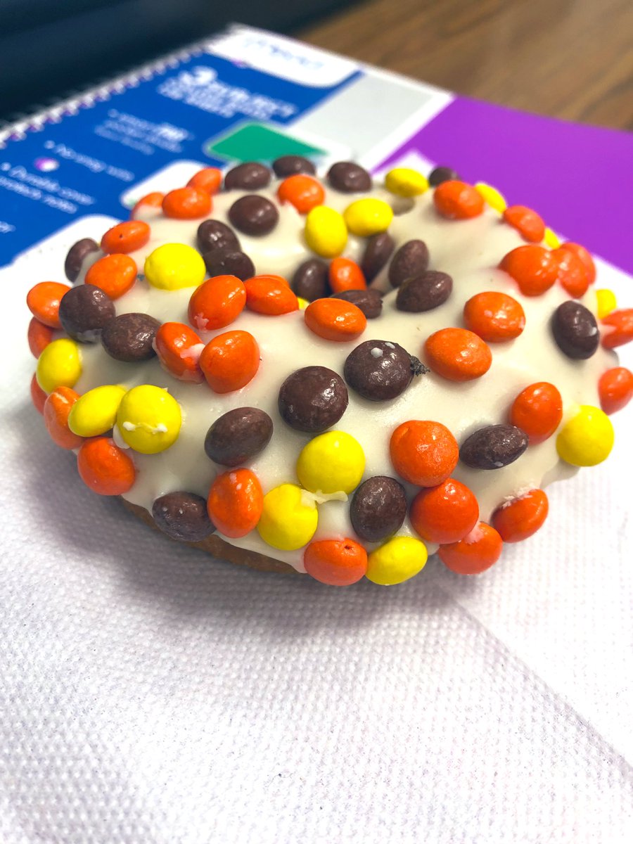 CosetteSpencer's tweet photo. Midterms on a Monday aren’t too bad after all. #SweetMonday #DruryUnderground https://t.co/PEa3XzLtcp