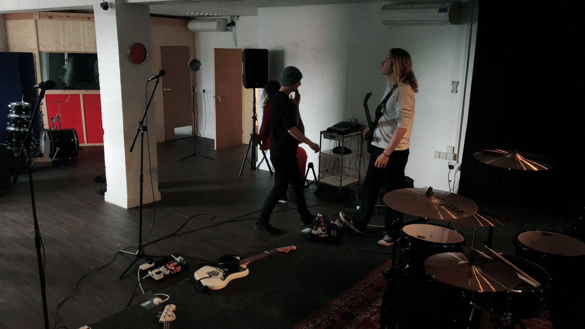 🎥🎞️

Shutter Productions