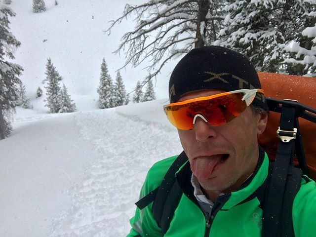 WillKelsay's tweet photo. Side stepping is hard work. Just goofing around while skiing out from the hut trip #10thmountaindivisionhuts #huttrip #skiing #colorado https://t.co/FIQVYazJfs https://t.co/KyPpc1Dg0G