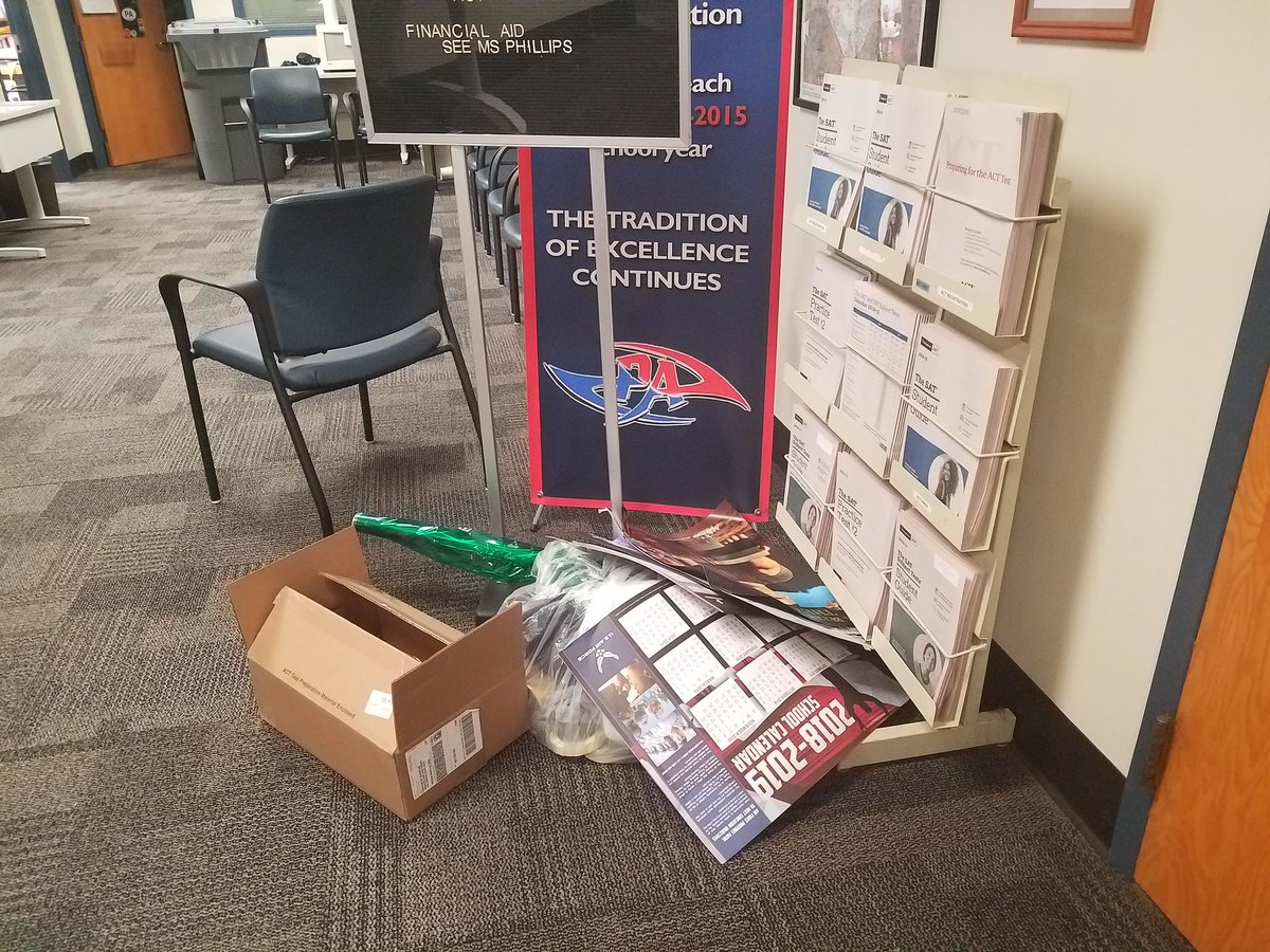 ShanaRemian's tweet photo. @PAHSCAVS Ms Gorham says...let the games begin!  #CleanPA https://t.co/t8mXYKegzI