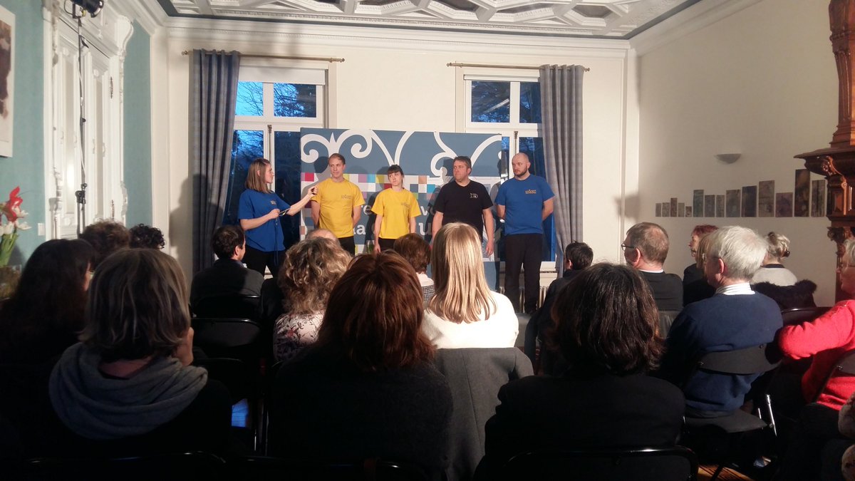 JuDeWever's tweet photo. Parce qu'on se régale toujours avec le @MIAMenois ! Merci pour cette belle soirée 🎭 #impro #semainedelimpro https://t.co/j6uD4kuId0