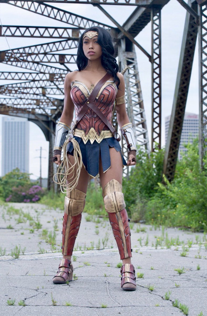 cutiepiesensei's tweet image. More #WonderWoman for you ♥️

One of my favorite cosplays for sure!