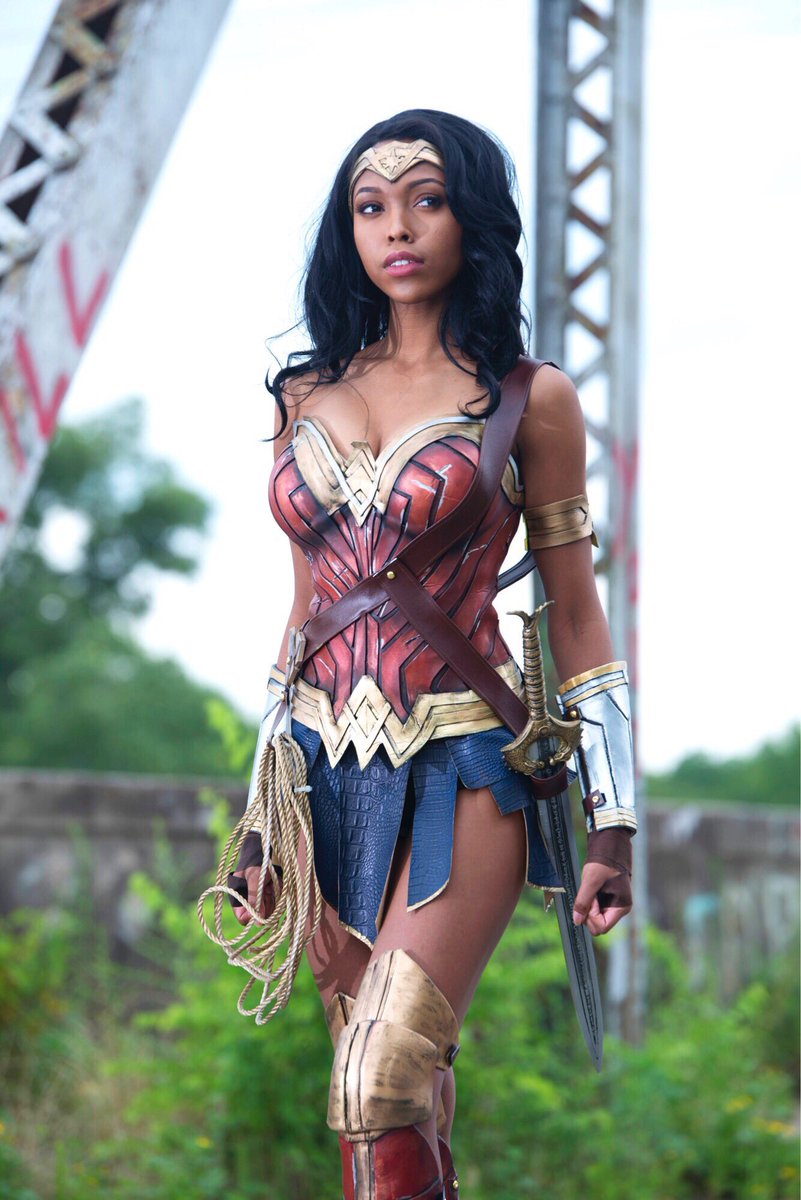 cutiepiesensei's tweet image. More #WonderWoman for you ♥️

One of my favorite cosplays for sure!
