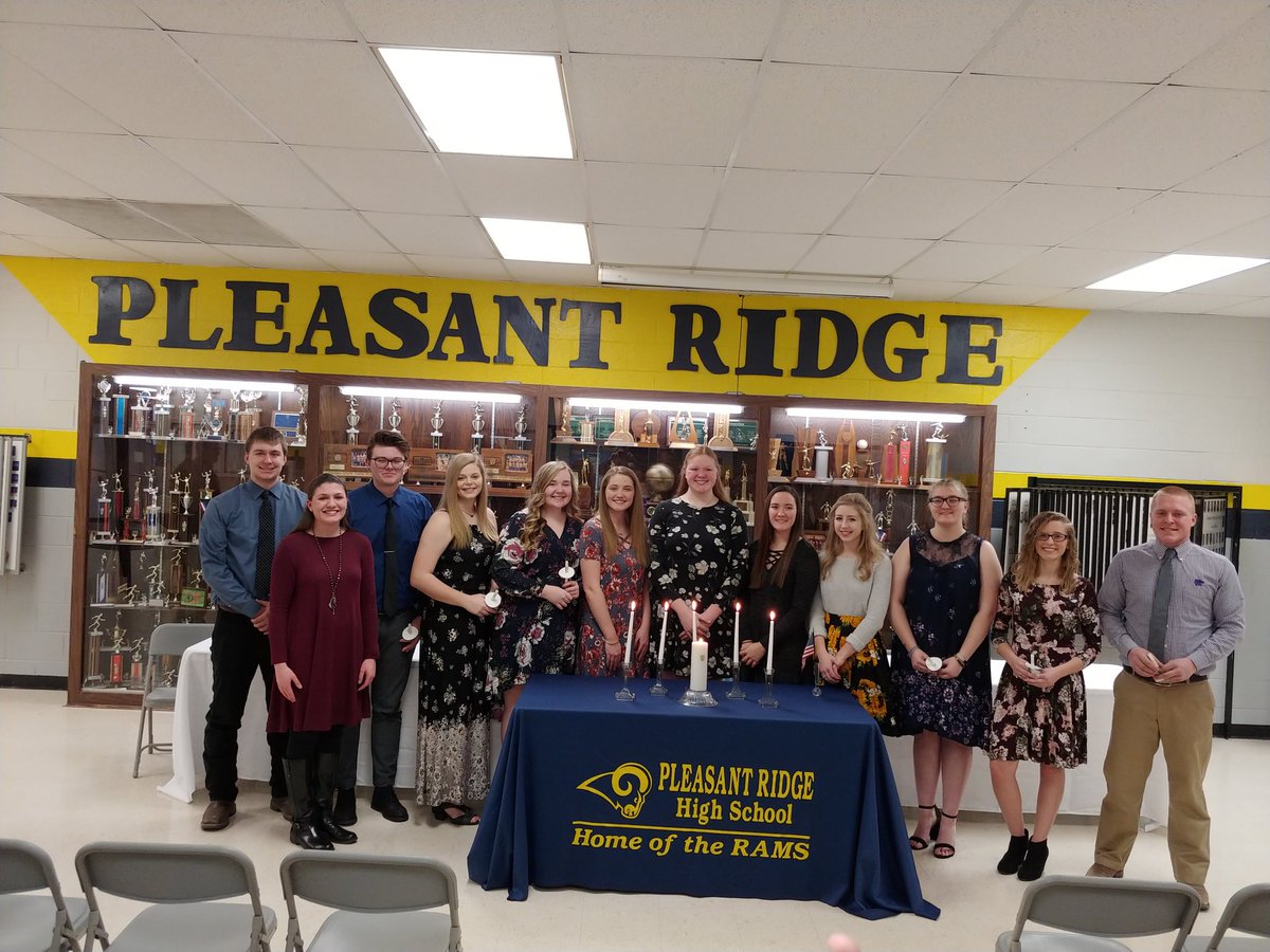 andym1952's tweet image. Pleasant Ridge High School inductees into National Honor Society. Outstanding group of young people. Congratulations! @USD449 #RamPRide