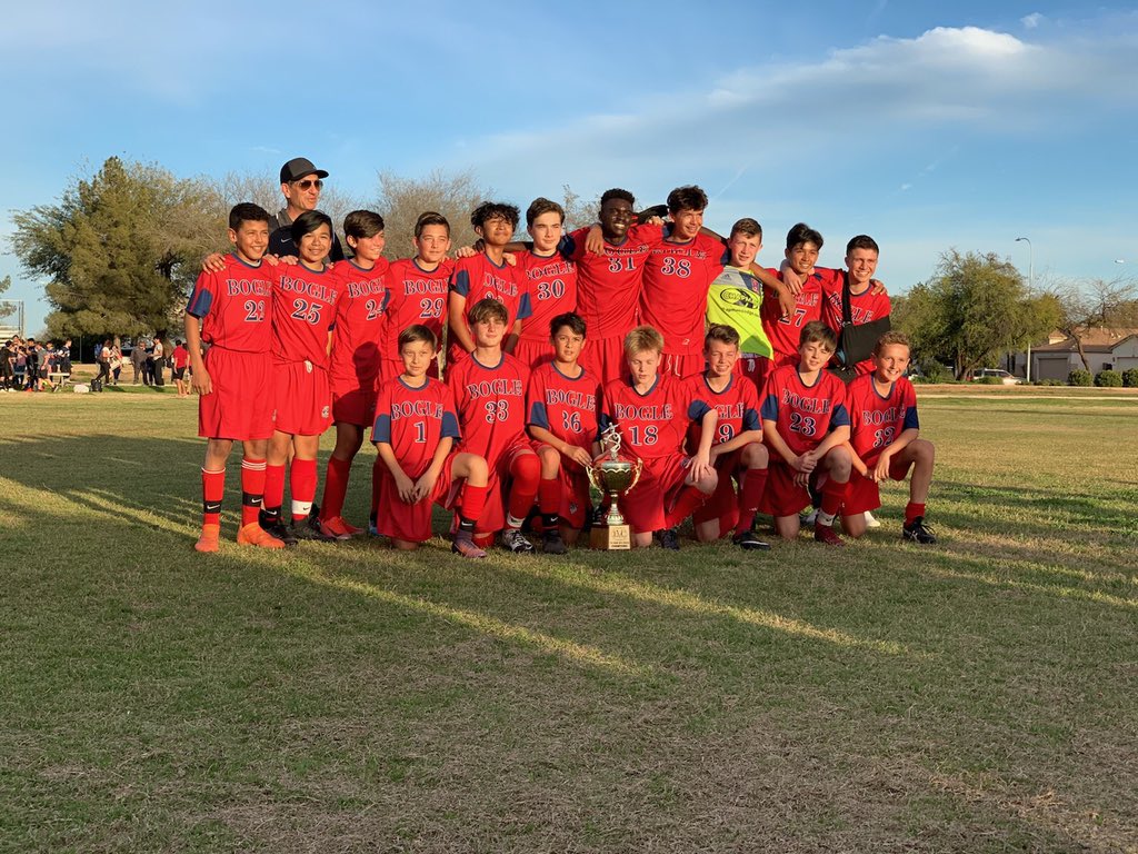 BogleBulldogs's tweet photo. Amazing undefeated season by our 7th grade soccer team. EVC Champs!!  Congrats Coach Klein and to all the players. @ChandlerUnified @CUSDAthletics https://t.co/7HDHMIvC5S