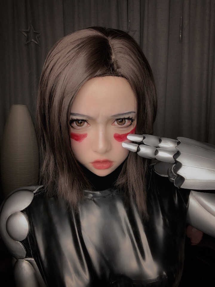 髪は結構大変でした（´・-・。）ｸｽﾝ #アリータバトル・エンジェル #cospaly https://t.co/lVXyduUZ0D