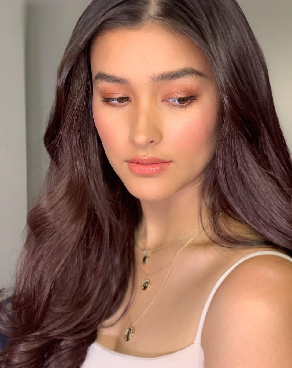 lizquenmood's tweet photo. Y so gorgeous @lizasoberano ? Kainis namaaaan! Hahahaha #AloneTogetherWeek3Strong
#AloneTogetherNoToPIRACY
#VoteLizaSoberano #KCA
📸 : rj https://t.co/pAqutnG9u3