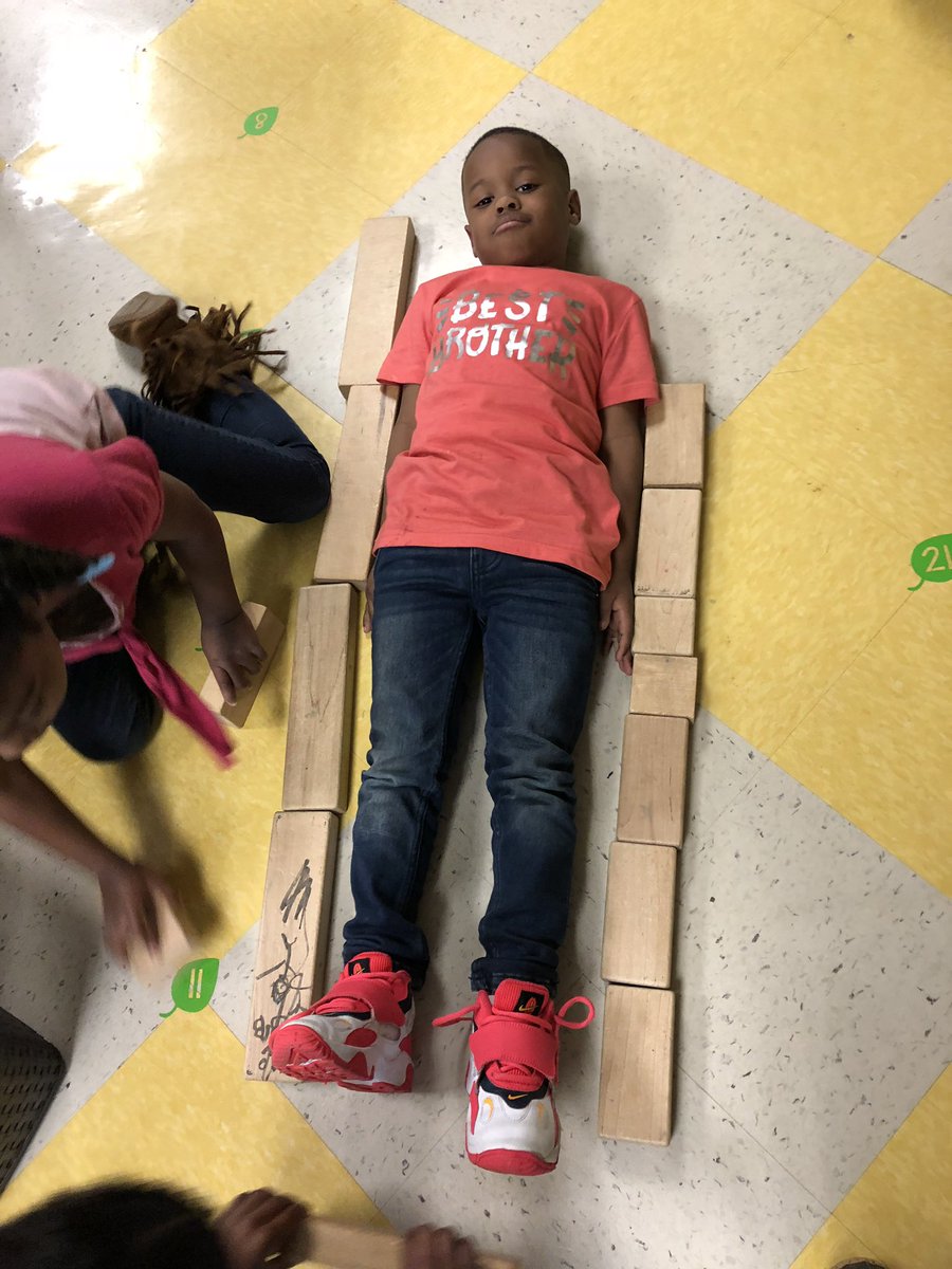 AngelAl97118471's tweet photo. Non-standard measurement with our friends.  Fun!  @ProudCardinals https://t.co/vjC23ilYTr