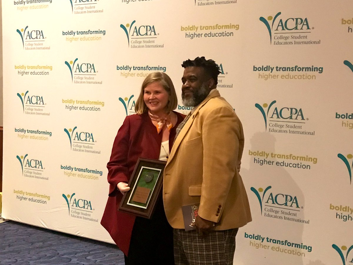 Again very honored to present the 2nd Presidential Citation Award to my great friend and amazing colleague who held me up this year, @drpattyperillo! #ACPA19