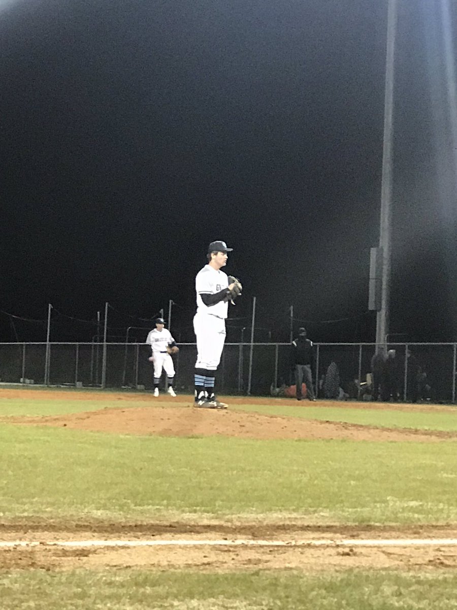 ThePinkUmpire7's tweet photo. Super Proud of @TannerTesh , a complete game No Hitter! Great win for @BaseballOGHS #BeOG #BearDown #OneTeamOneGoal https://t.co/aoHcCuQkDw