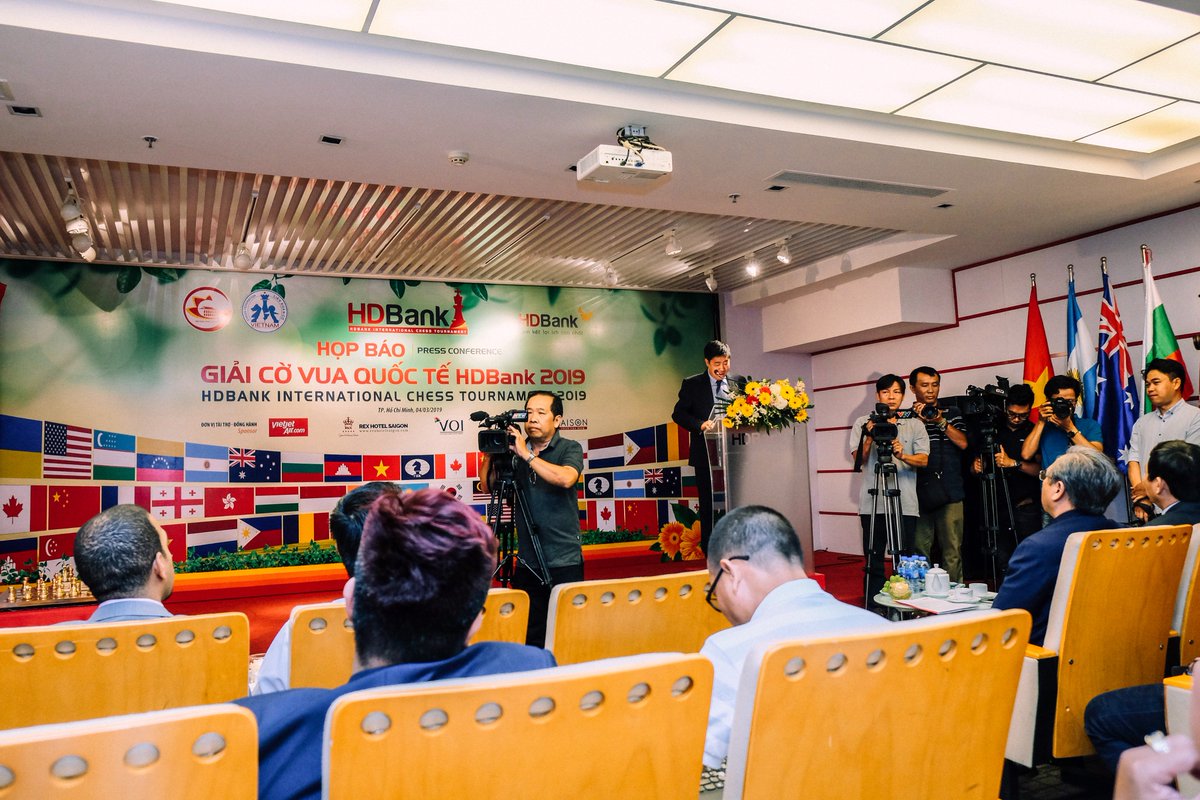 HDBankChess's tweet photo. Press conference at HDBank's headquarters - HDBank Tower, 25Bis Nguyen Thi Minh Khai, Dist 1, HCMC
#HDBankchess #Chess #VietNam #HDBank2019 #Vietnamchess https://t.co/00PQ6dn4Up