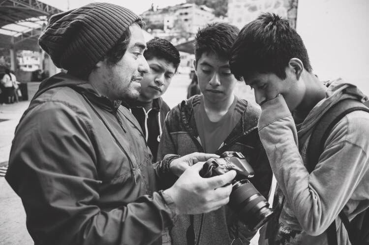 CoalitionDirect's tweet photo. SAVE THE DATE: Thursday, March 28 at L’wren Bar, 6 – 9pm.

Back to the Lab and @CoalitionDirect are hosting a fundraiser for summer #photography workshops for kids in #SunsetPark, #LIC, and (once more) in #Oaxaca. Event, donation, and programming details to come. https://t.co/oqx6WCmjbh
