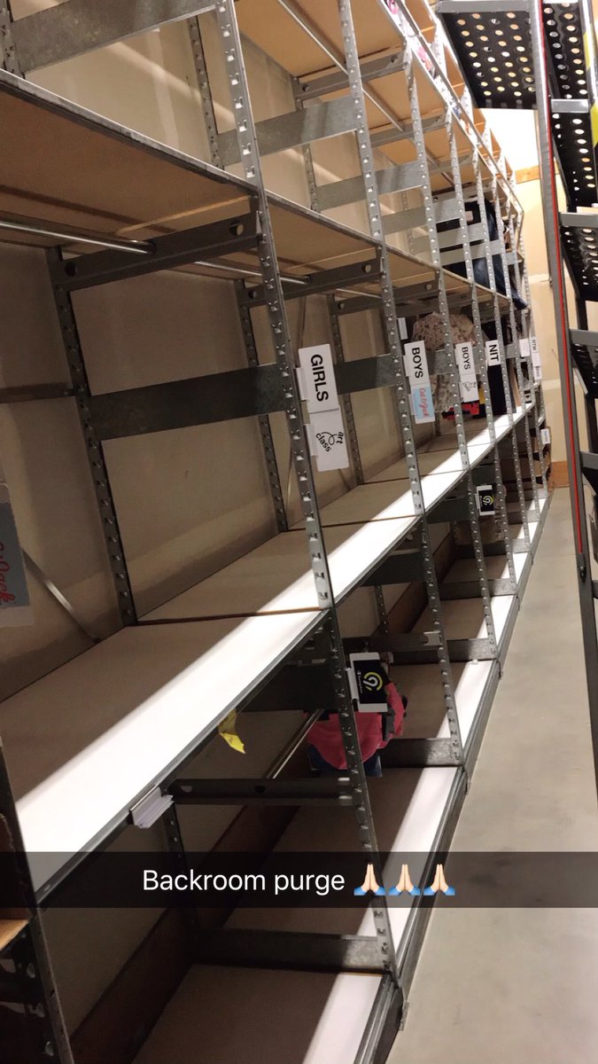 theMainVM's tweet photo. Just like in the theatre, the work behind the scenes is just as important as onstage!!! Always looking for more ways of being PROACTIVE rather than REACTIVE. Any other VMs have any planning tips?? #T1355 #VMStyle #Merchandising #VMTL #tips #planyourworkworkyourplan https://t.co/AbGHYOMRD4
