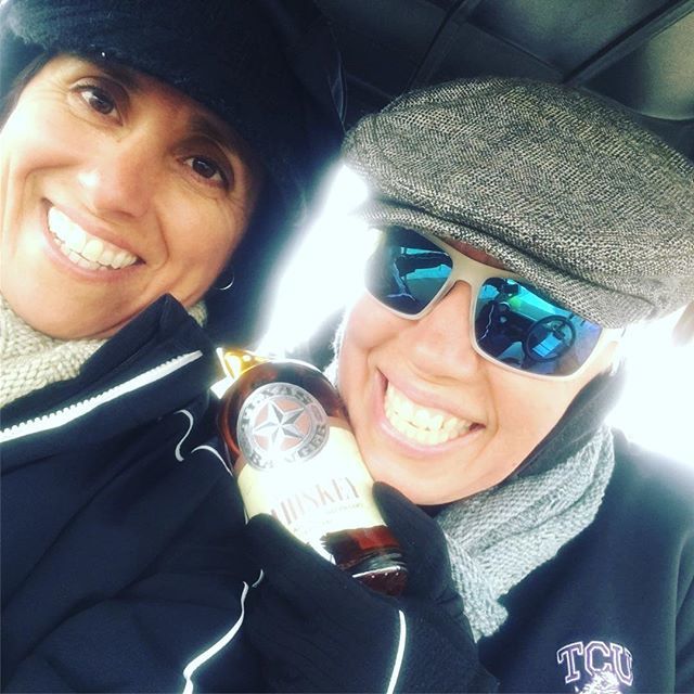 SAFitChick's tweet photo. Frigid day on the golf course for a great cause @frankieptx #golf #mrheater #whyilovethisgame #golfishard #instagolf @brandijonewman @quarrygolfsa https://t.co/PiZT940Sdd https://t.co/lwLcdCfFjW