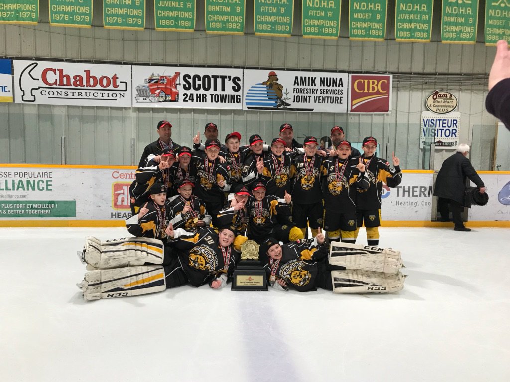 TSMHAPuckhounds's tweet photo. @NOHAHockey Congrats to our Pedersen Construction PW Puckhounds for bringing home the GOLD! 🥇 🏆

And to ALL our teams representing TSMHA: 👏 👏 👏 WELL DONE! https://t.co/ojhl0NWvYR