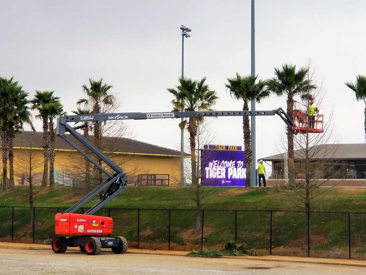 RCILandscape's tweet photo. Spring is almost here and so is softball season! Shout out to our incredible crew members making sure Tiger Park is ready to welcome LSU fans this spring! 🐯 #GeauxTigers #RCIStrong https://t.co/LdCyru5O8i