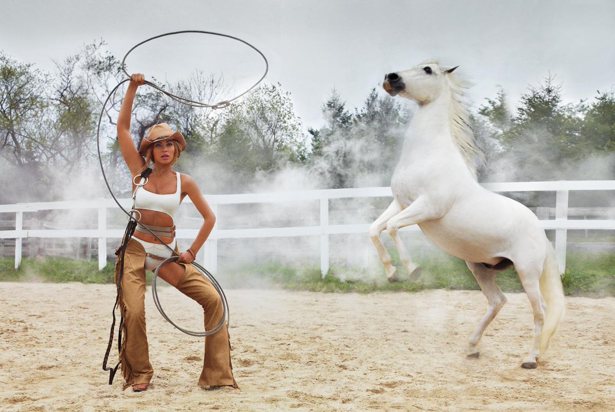 BeyLegion's tweet photo. OG Yeehaw Queen. 👑 https://t.co/CFgH3NtmXm