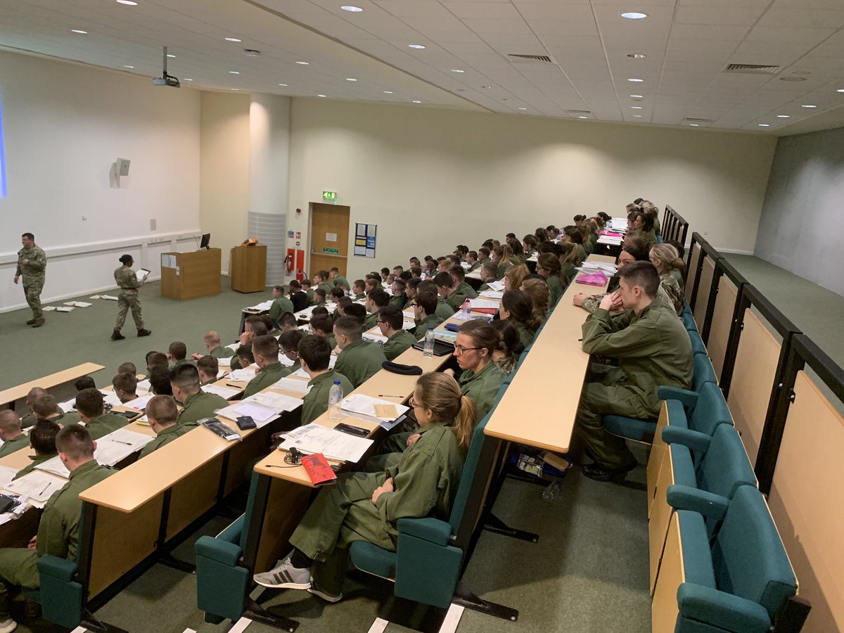 JacksonCoy1's tweet photo. The future starts here...
Jackson Coy welcomed 137 recruits at ATC(P). The start of an exciting career ahead in the British Army. The largest form up that ATC(P) has seen for 2 years.
#TransformationalTraining #CivilianToSoldier #BeTheBest #YourArmyNeedsYou #BritishArmy https://t.co/j4eeZQVblh