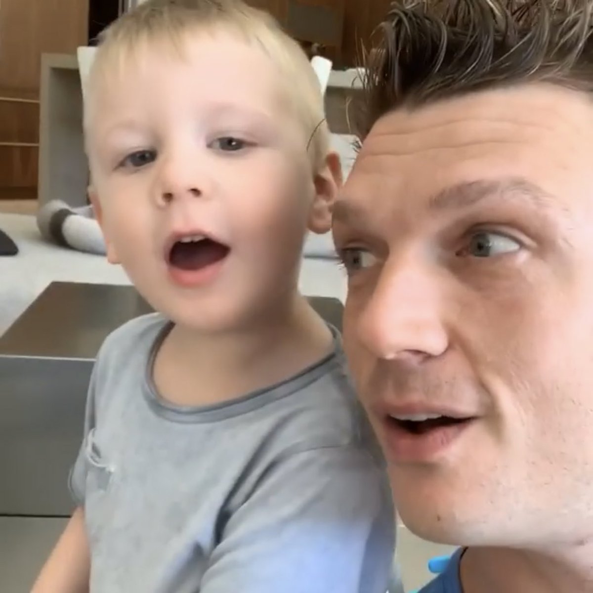 CiapCarter's tweet photo. Tell me, is there something sweeter? 🥰 @nickcarter https://t.co/ZRNsLEhhcy