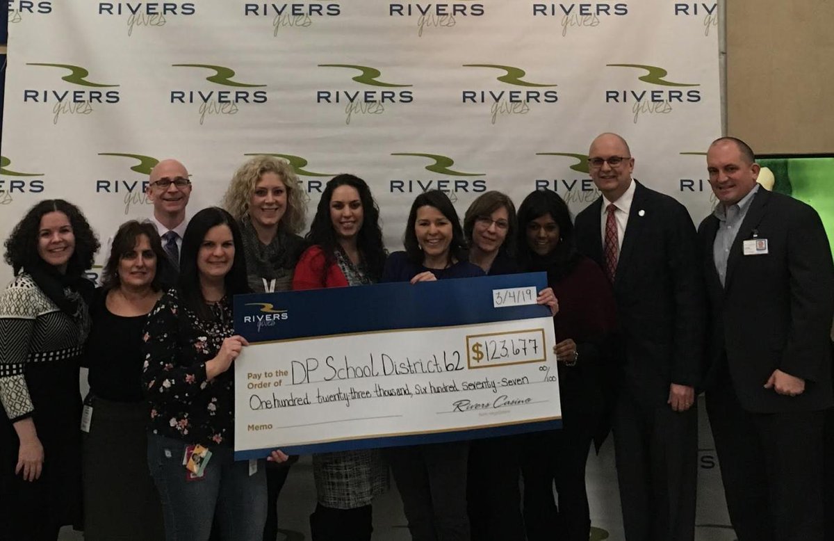 62schools's tweet photo. Thank you to @RiversCasinoCHI for giving us $123,677 in grants to the students of District 62. We are appreciative of the partnership and support and extend our sincere thanks for inviting us to share how you these dollars will benefit our students. #62workingtogether https://t.co/dGBNmUNbKl