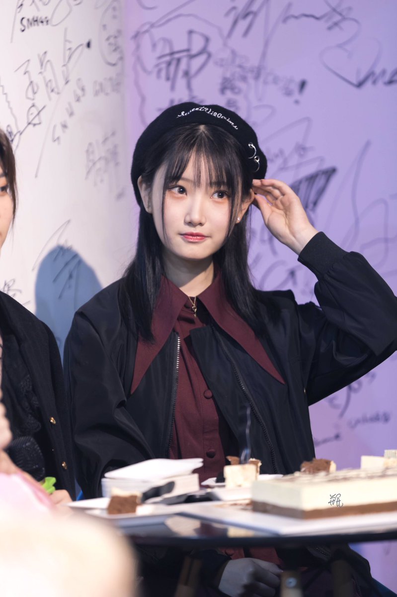 gnz48archive's tweet photo. — xiao wenling 💛 NIII队*:･ﾟ
     ↳ #肖文铃 #GNZ48 https://t.co/DC5Dlc6d3p