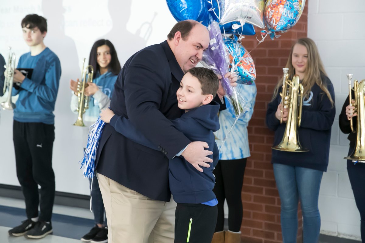 HCPSS's tweet photo. Fantastic! Howard HS @PrincipalNovak is the @mdmassp Principal of the Year! He was surprised with the award earlier today at a celebration with Howard students and staff. Congrats Principal Novak on this well-deserved honor! #CelebrateHCPSS https://t.co/E5yarbi7s8