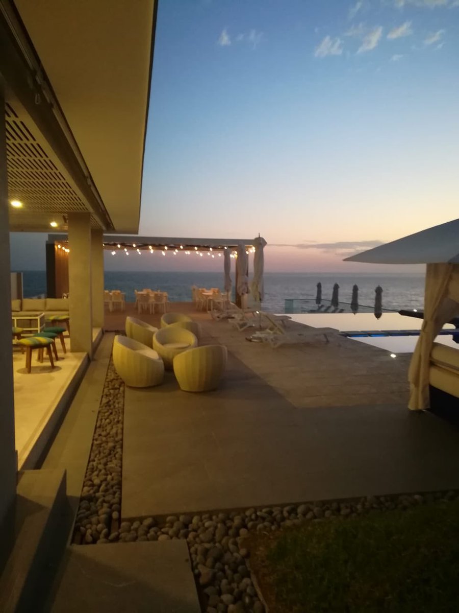 R_Cucalon's tweet photo. No es necesario salir del país para pasar un buen momento en nuestras playas  y piscinas naturales.
Hay que reactivar el turismo interno. https://t.co/VlnxBxmGo0