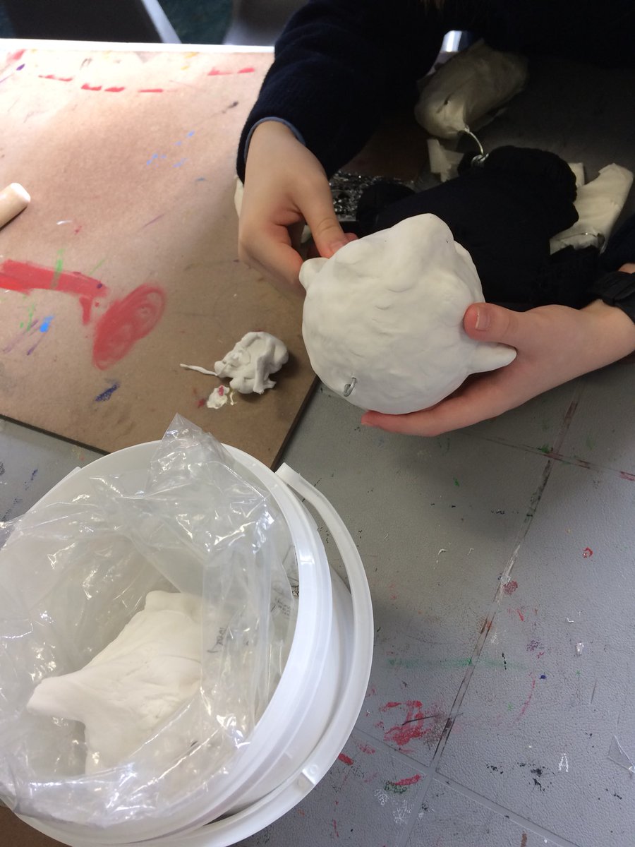 ASMArtDep's tweet photo. Our 2nd year’s are having great fun with their first CBA in puppetry. #teachingandlearning @jctVisualArt #creativity #processtorealisation #3Dwork #iheartart #puppetry #CBA1 #artsinjuniorcycle https://t.co/0qci2l0pVX