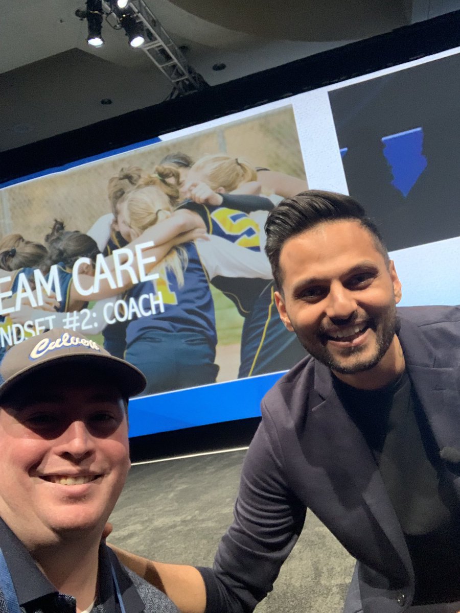 dropnflop73's tweet photo. @JayShettyIW best speaker I have ever heard! Really connected to his speech and definitely raised my confidence in myself and others! Thank you so much for the selfie https://t.co/eS5LzWfWMH