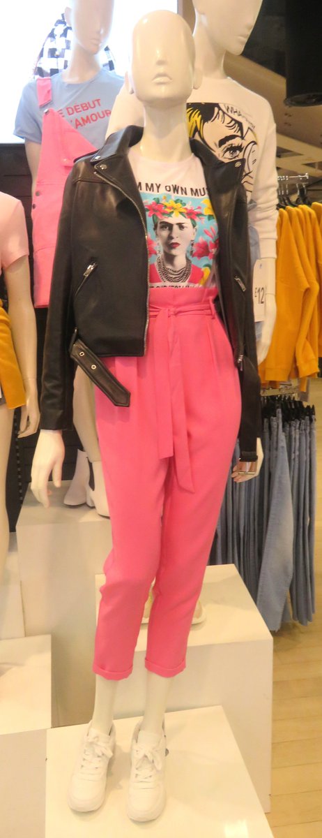 stephenmahoneym's tweet image. My picture another female fashion story, fake leather biker jacket over rock chic printed t-shirt, made classy with fuchsia drawstring tapered trousers &amp;amp; classic white lace-up trainers for SS19 at Primark Tottenham Court Road London W1D 1AU #fashion #funfashion #funstyle @primark