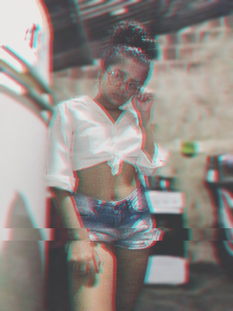 carolayne_soar2's tweet photo. Buenas noches
#spanhol #Sagitário #like4like #photo #sexy #sejavoce #Tbt https://t.co/BrPzI6pMxw