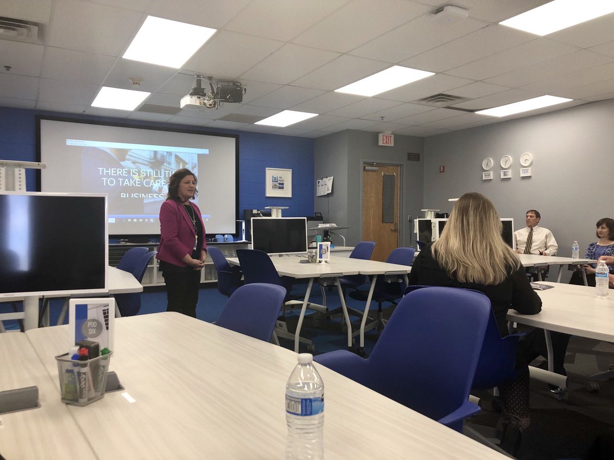 Marcietaylor14's tweet photo. And then we shared more great programs at MHS! #ichoosegps @kdfetter  Thank you Wildcats! https://t.co/d9MRcvrqye