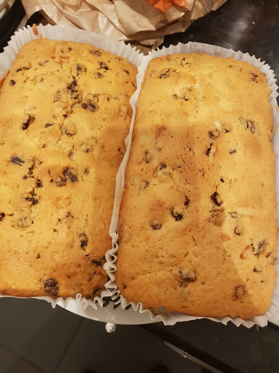 You can't beat a bit of homemade cake! mmmm