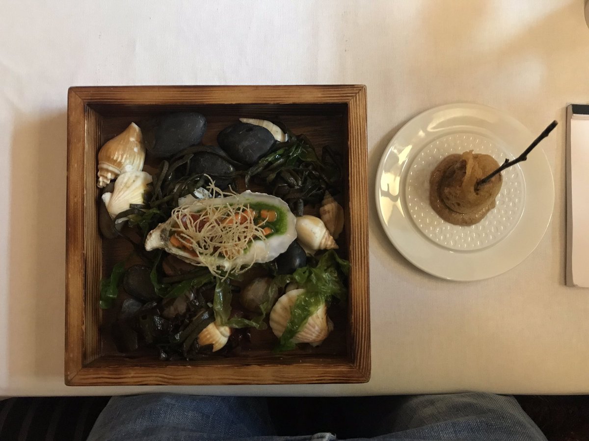 LeviVolansky's tweet photo. Excellent food and staff! Thank you @andrewpern @TheStaratHarome @stephen422smith @evapoppa #tastingmenu #YorkshireVintners https://t.co/qb9zA6UmXc