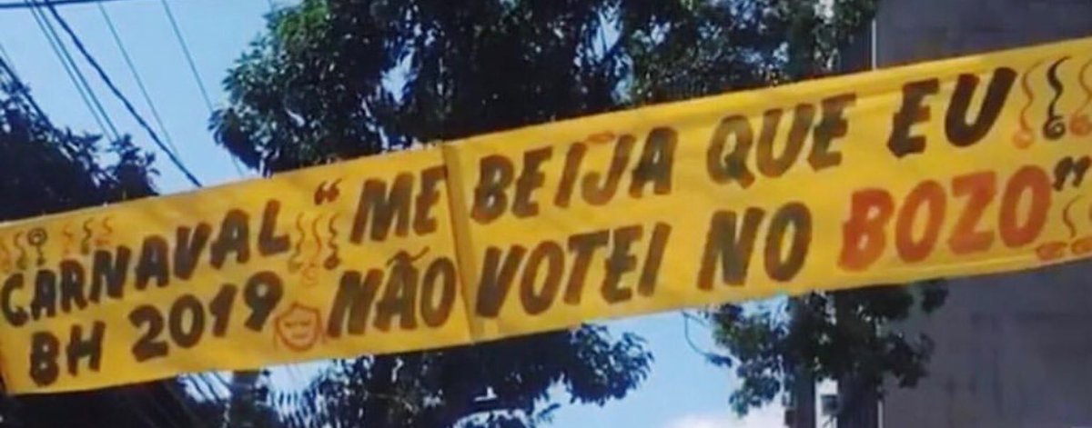 jose_simao's tweet photo. Faixa de uma mineira anti bolsonaro! https://t.co/kBfJN4tVw1