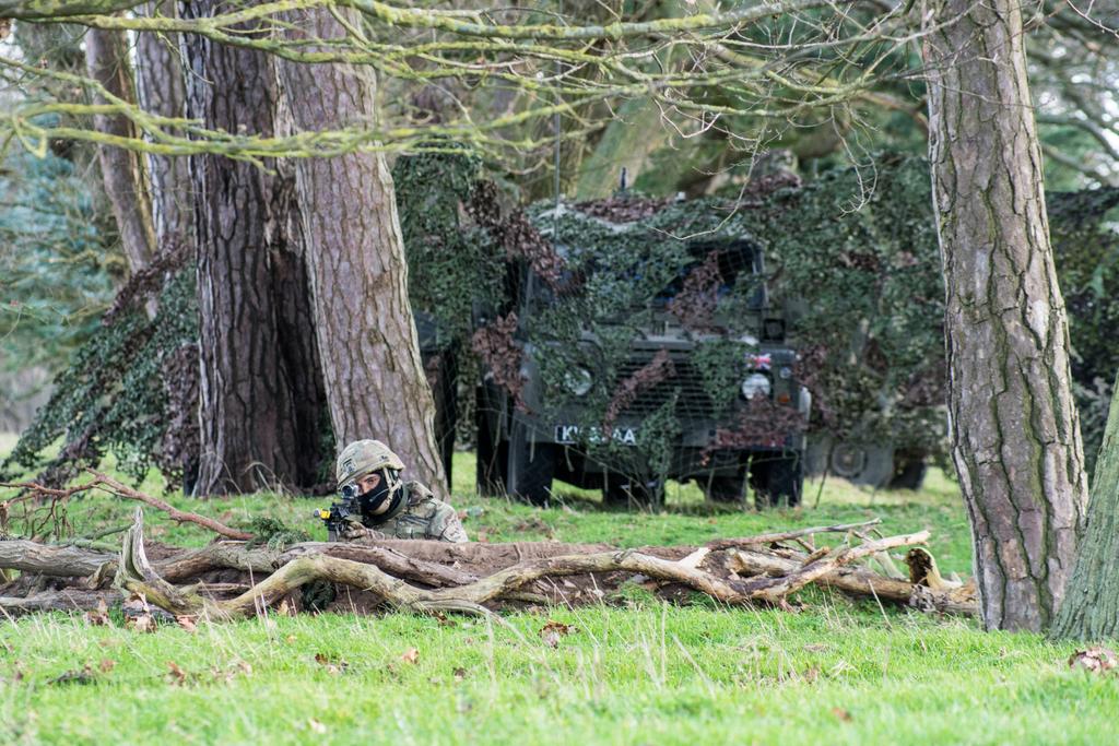 1RegtRMP's tweet photo. Mobility Support is another key role of the #RMP. A hard day of work putting Traffic Control Points in place ensured safe night transit of military vehicles. #teamone #ReadyForOps #britisharmy #training #yourarmyneedsyou @CO1RMP @1MPBrigade @THE_BLACK_RATS @1ArmdInf @243procoy https://t.co/3hmIerlJIo