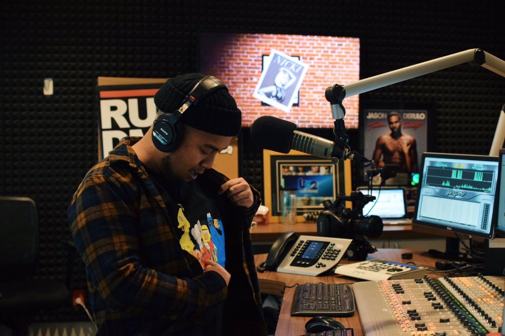 erockalypze's tweet photo. Your #RollOutShow squad taking over @U92SLC 4-10p ✌🏽
📡https://t.co/yH8OHsqGRz • TuneIn • U92 App
📸: @sslcparadox https://t.co/CaZMBYBlEB