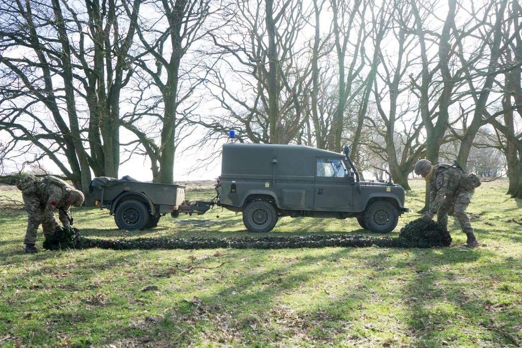 1RegtRMP's tweet photo. Mobility Support is another key role of the #RMP. A hard day of work putting Traffic Control Points in place ensured safe night transit of military vehicles. #teamone #ReadyForOps #britisharmy #training #yourarmyneedsyou @CO1RMP @1MPBrigade @THE_BLACK_RATS @1ArmdInf @243procoy https://t.co/3hmIerlJIo